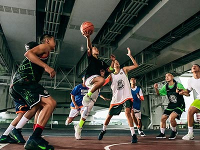 东瑟罗克vs奥尔德足球比赛